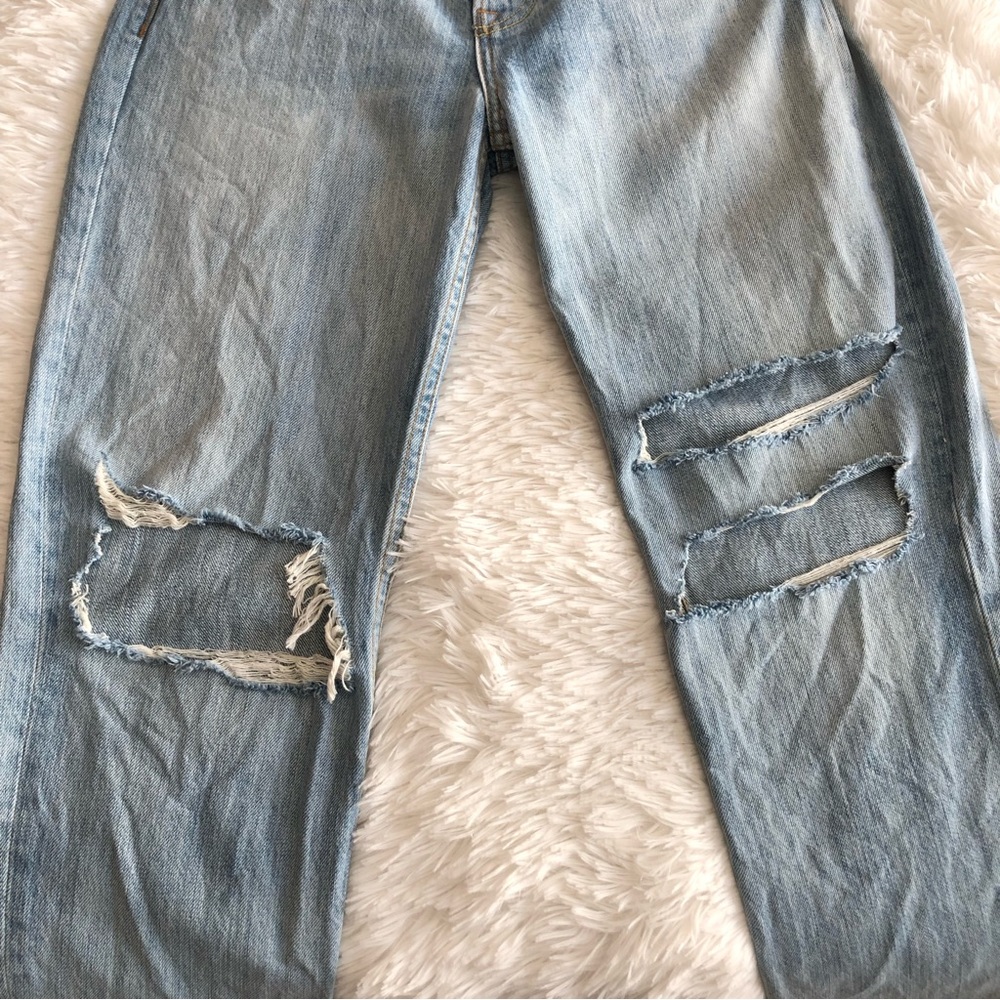 GRLFRND Isabeli Distressed Jeans 25 - Picture 6 of 14